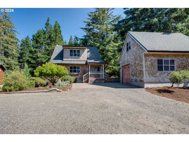 5300 NETARTS Hwy, Tillamook, OR 97141