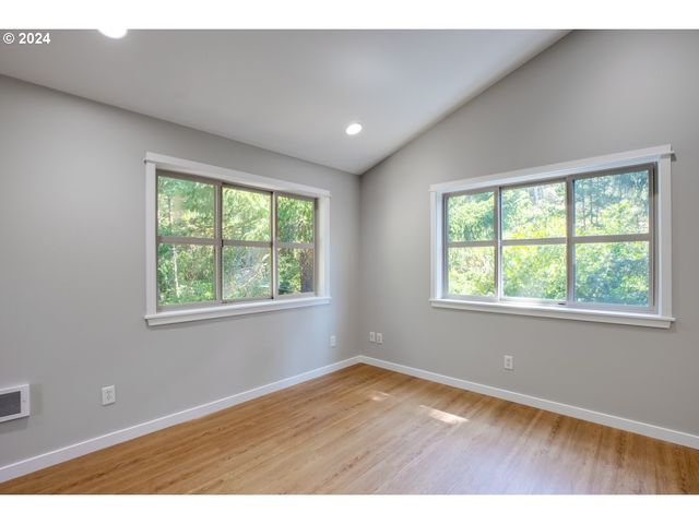 5300 NETARTS Hwy, Tillamook, OR 97141