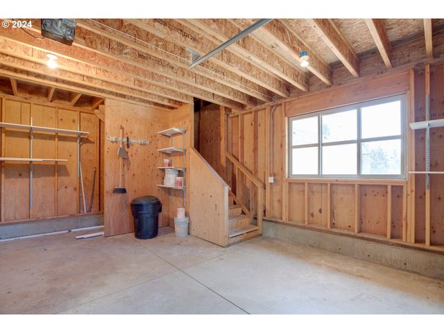 5300 NETARTS Hwy, Tillamook, OR 97141