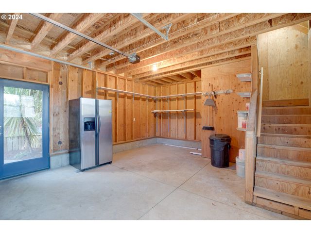 5300 NETARTS Hwy, Tillamook, OR 97141