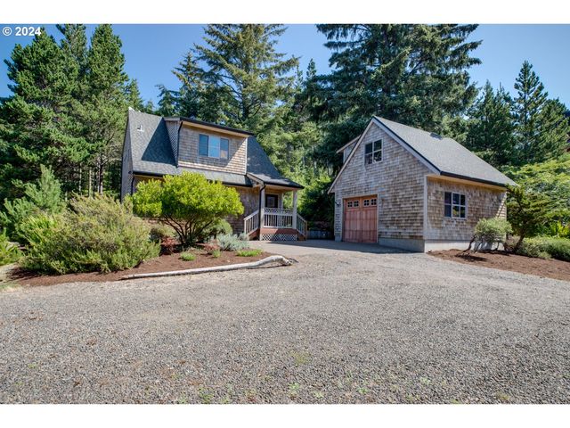 5300 NETARTS Hwy, Tillamook, OR 97141