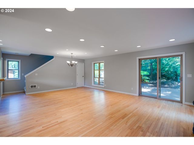 5300 NETARTS Hwy, Tillamook, OR 97141