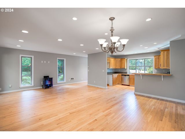 5300 NETARTS Hwy, Tillamook, OR 97141