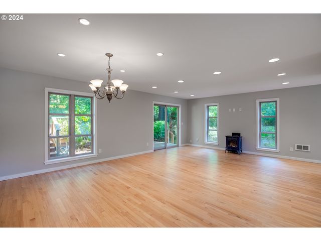 5300 NETARTS Hwy, Tillamook, OR 97141