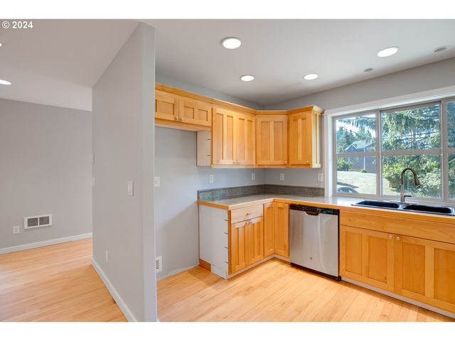 5300 NETARTS Hwy, Tillamook, OR 97141