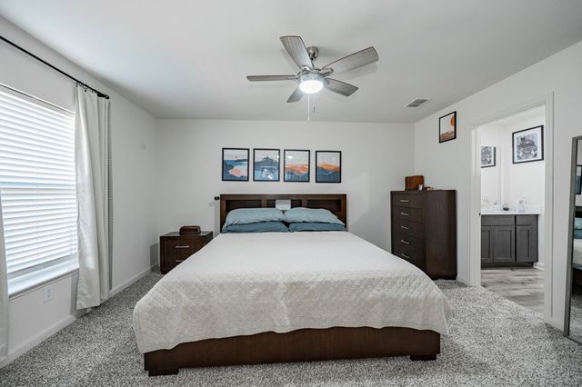 13608 Beaverhead Street, Ponder, TX 76259
