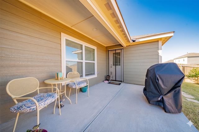 13608 Beaverhead Street, Ponder, TX 76259