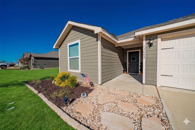 13608 Beaverhead Street, Ponder, TX 76259