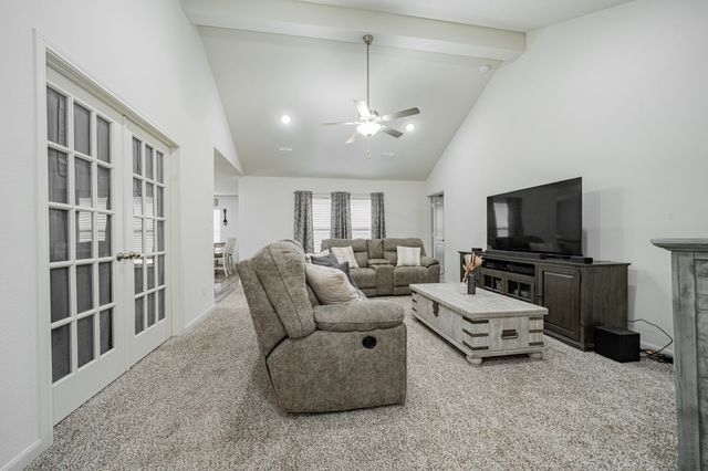 13608 Beaverhead Street, Ponder, TX 76259