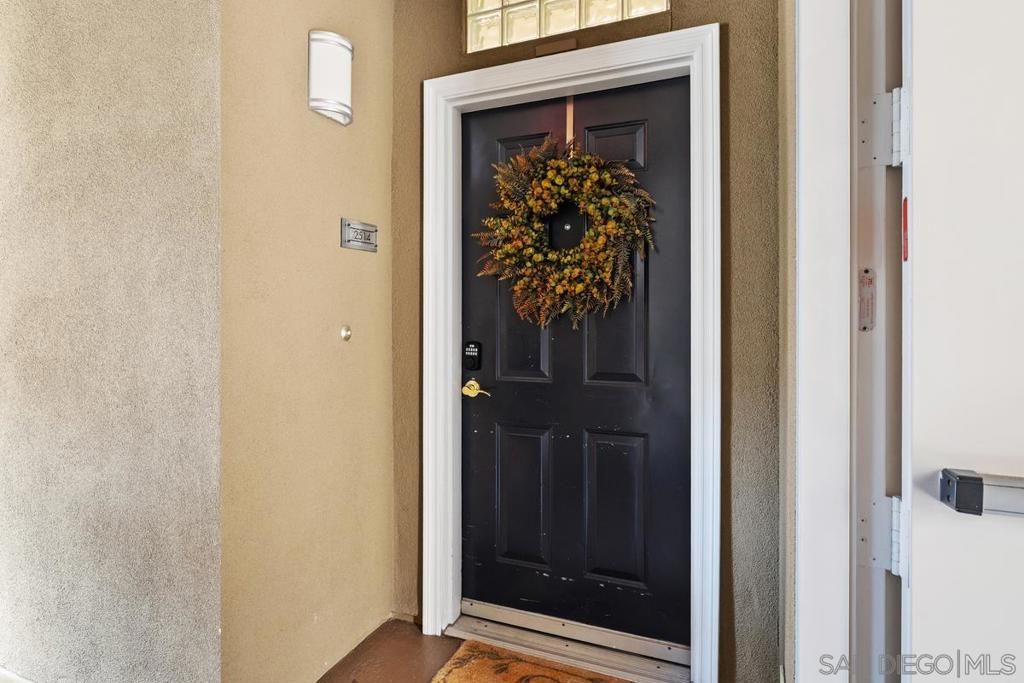 Image 4 of property listing at 1480 Broadway 2514, San Diego, CA 92101