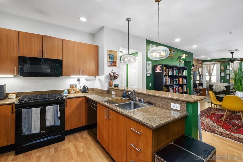 Image 5 of property listing at 1480 Broadway 2514, San Diego, CA 92101