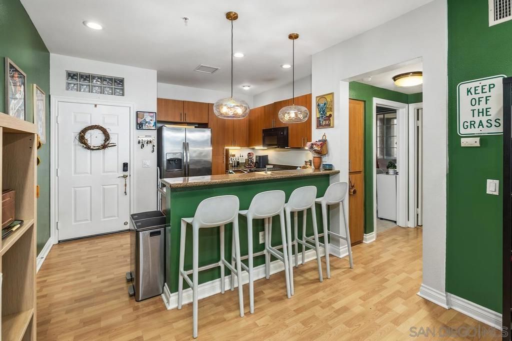 Image 7 of property listing at 1480 Broadway 2514, San Diego, CA 92101