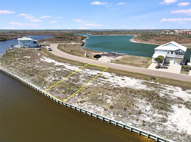 132 Laguna Isles Dr 9, Port Aransas, TX 78373