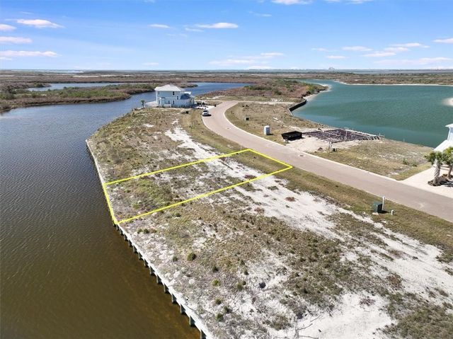 132 Laguna Isles Dr 9, Port Aransas, TX 78373