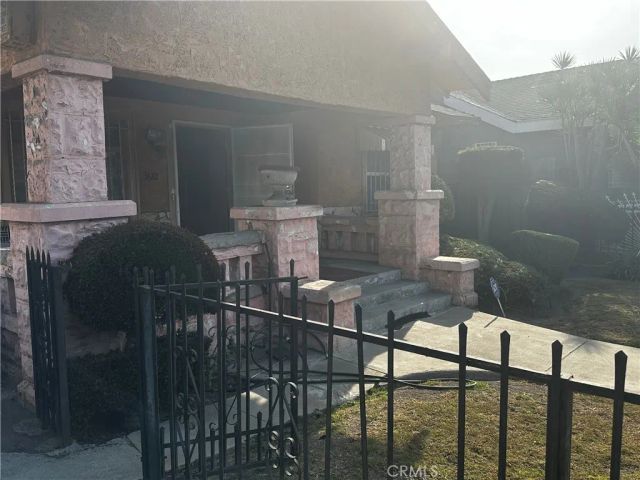 3612 S Gramercy Place, Los Angeles, CA 90018