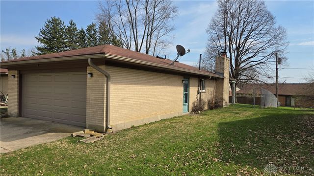 3306 Burgoyne Drive, Dayton, OH 45405