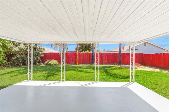14362 Spa Drive, Huntington Beach, CA 92647