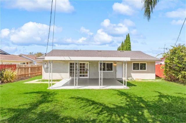 14362 Spa Drive, Huntington Beach, CA 92647