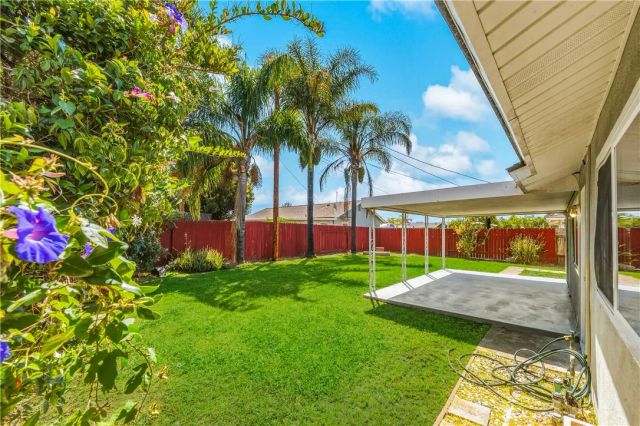 14362 Spa Drive, Huntington Beach, CA 92647