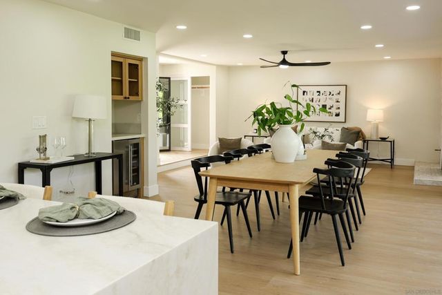 9948 Courtyard Dr, San Diego, CA 92131