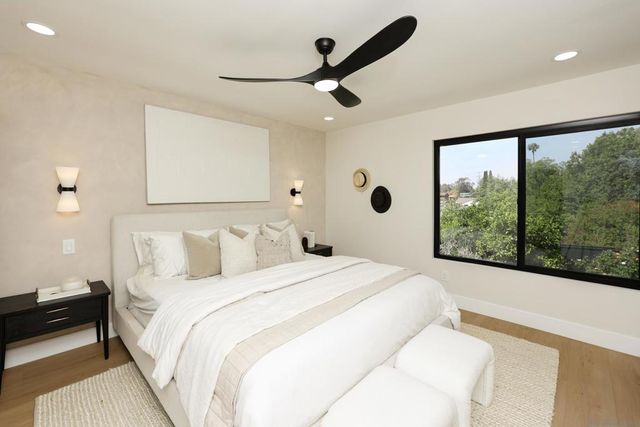 9948 Courtyard Dr, San Diego, CA 92131