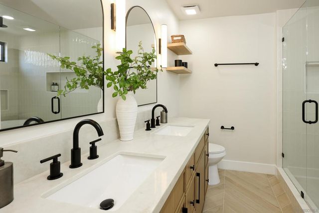 9948 Courtyard Dr, San Diego, CA 92131