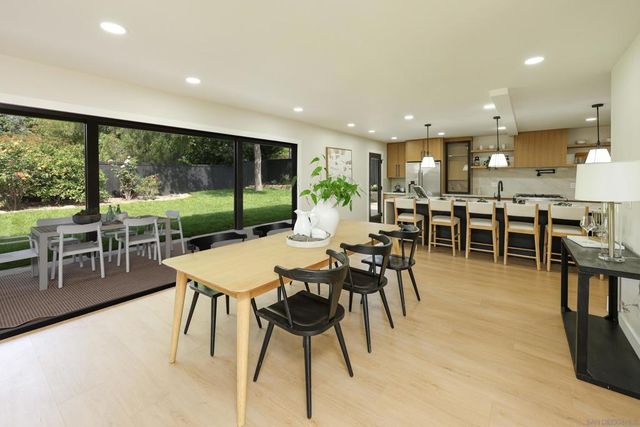 9948 Courtyard Dr, San Diego, CA 92131