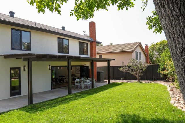 9948 Courtyard Dr, San Diego, CA 92131