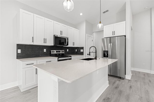8311 SW 136TH TERRACE, Dunnellon, FL 34432