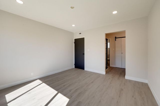 8845 Kelsey Dr, Elk Grove, CA 95624