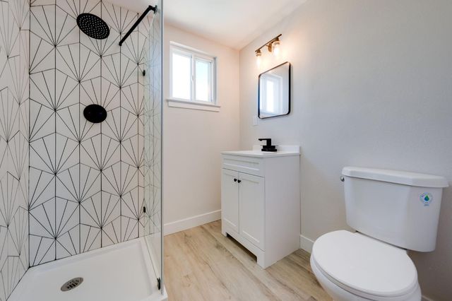 8845 Kelsey Dr, Elk Grove, CA 95624