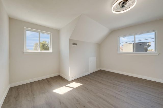 8845 Kelsey Dr, Elk Grove, CA 95624