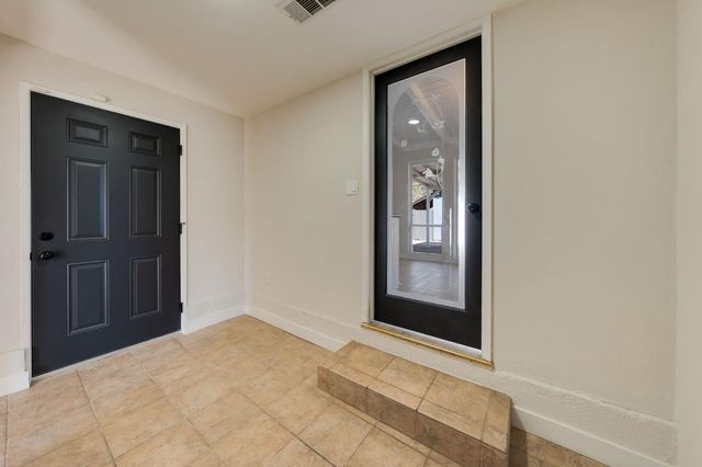 8845 Kelsey Dr, Elk Grove, CA 95624