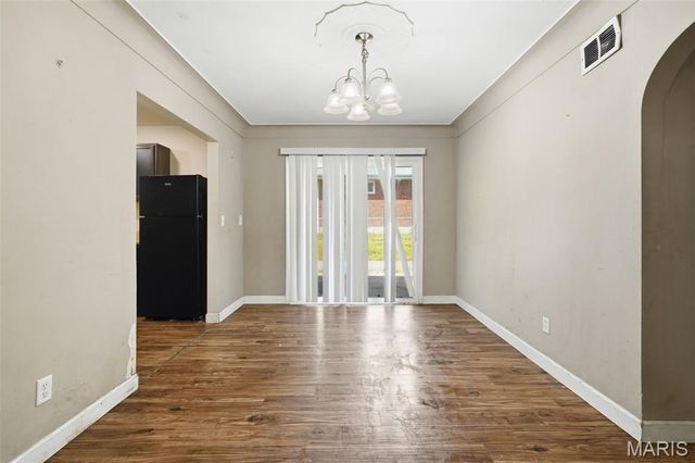 201 Wooster Drive, St Louis, MO 63135
