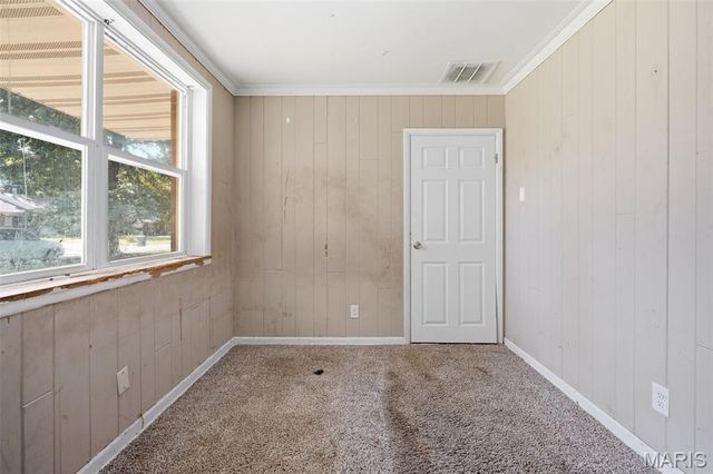 201 Wooster Drive, St Louis, MO 63135