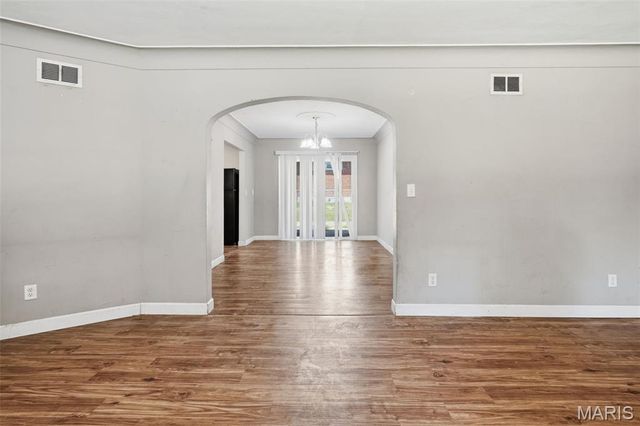 201 Wooster Drive, St Louis, MO 63135
