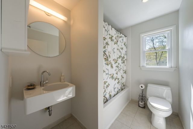 380 Charnwood Rd, New Providence Boro, NJ 07974