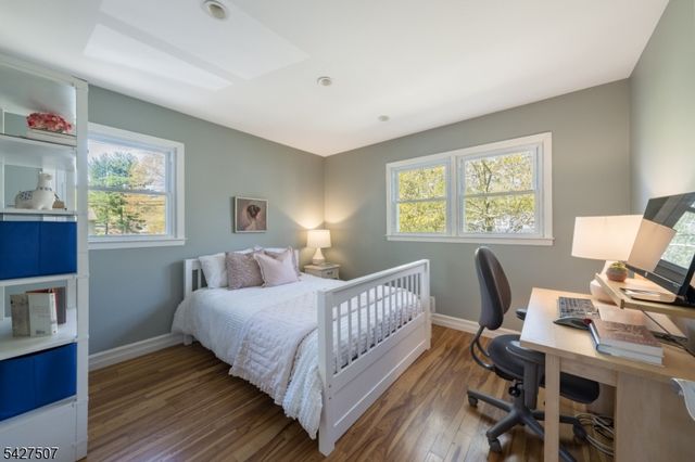 380 Charnwood Rd, New Providence Boro, NJ 07974