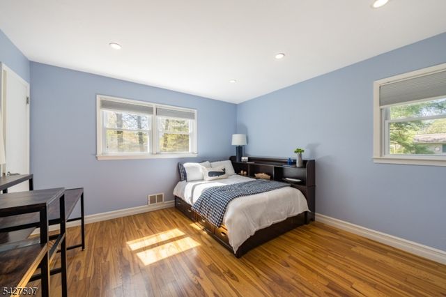 380 Charnwood Rd, New Providence Boro, NJ 07974