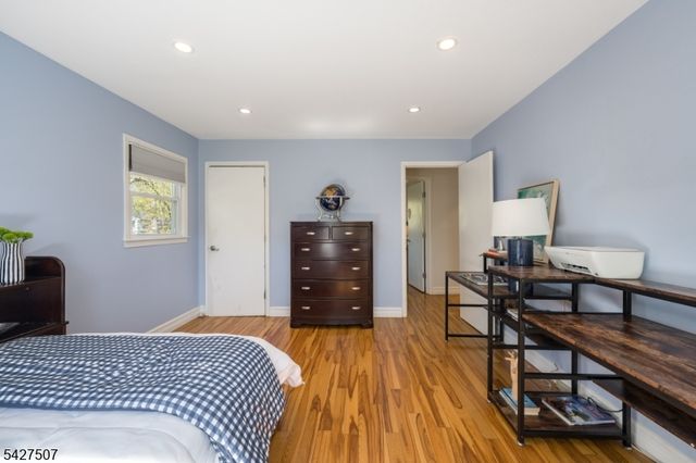 380 Charnwood Rd, New Providence Boro, NJ 07974