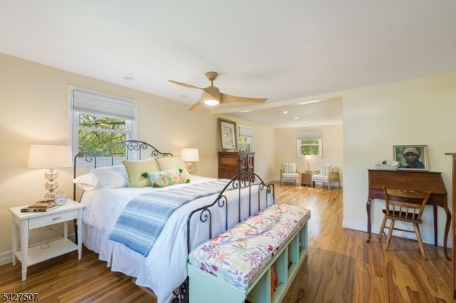 380 Charnwood Rd, New Providence Boro, NJ 07974