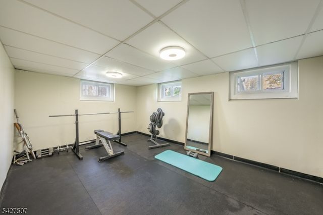 380 Charnwood Rd, New Providence Boro, NJ 07974