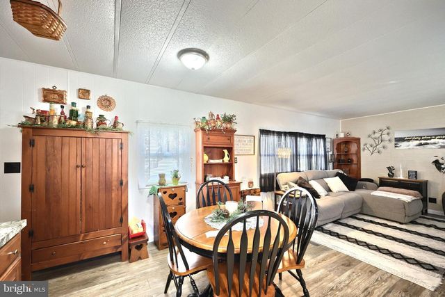 4 MILL ST, York, PA 17406