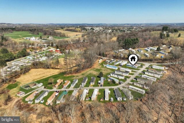 4 MILL ST, York, PA 17406