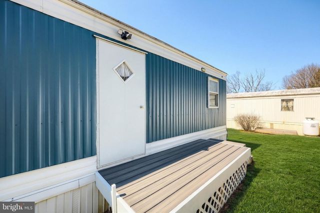 4 MILL ST, York, PA 17406