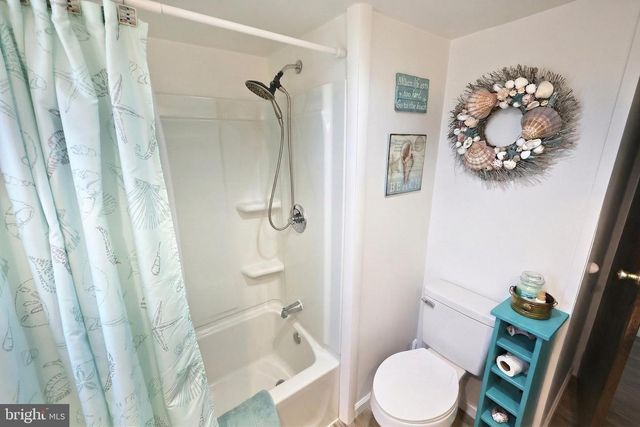 4 MILL ST, York, PA 17406