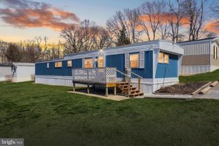 4 MILL ST, York, PA 17406