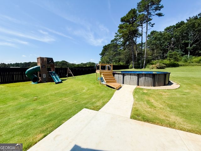 868 Smith Mill Road, Winder, GA 30680