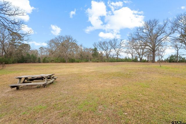 10614 CR 214, Tyler, TX 75707