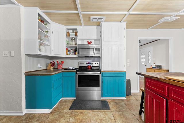 10614 CR 214, Tyler, TX 75707